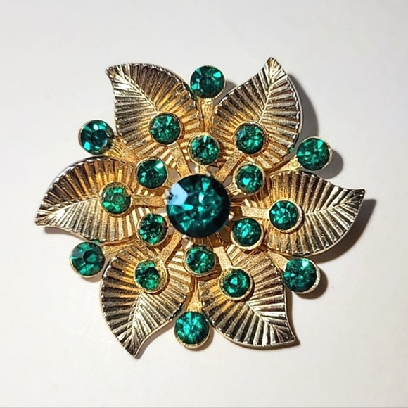 CORO LEAF WREATH GREEN RHINESTONE CRYSTAL PIN BROOCH - Picture 2 of 7